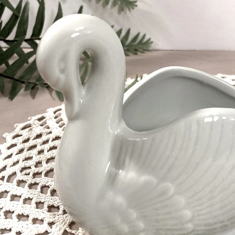 Vintage Graceful Swan Ceramic Planter - Picture 2 of 14